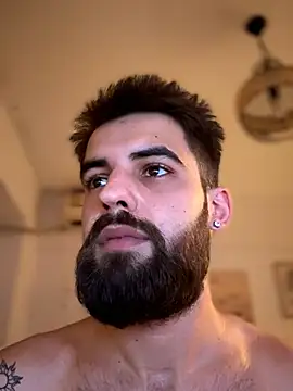 HairyRobxxx's Webcam Show