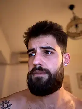 Webkamerová show HairyRobxxx