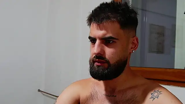 Show webcam de HairyRobxxx