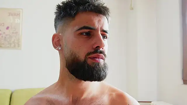 HairyRobxxx Webcam Show