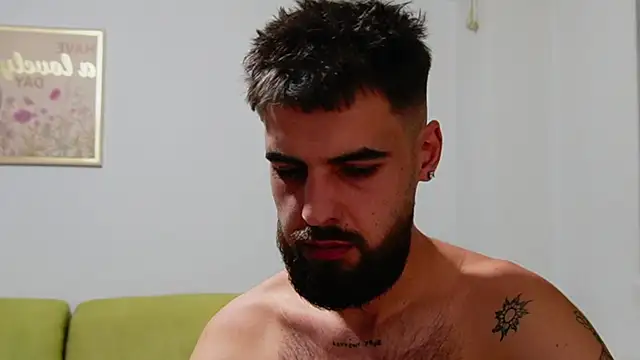 Pertunjukan Kamera Web HairyRobxxx