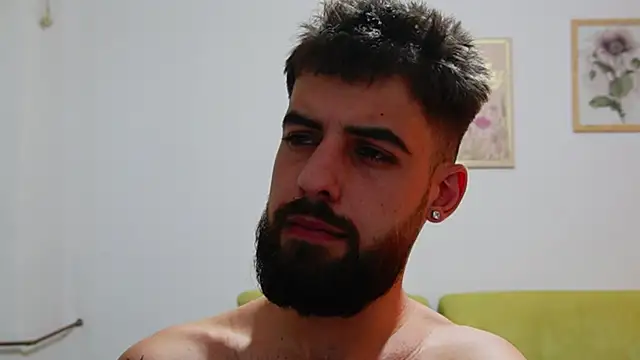 HairyRobxxx's Webcam Show