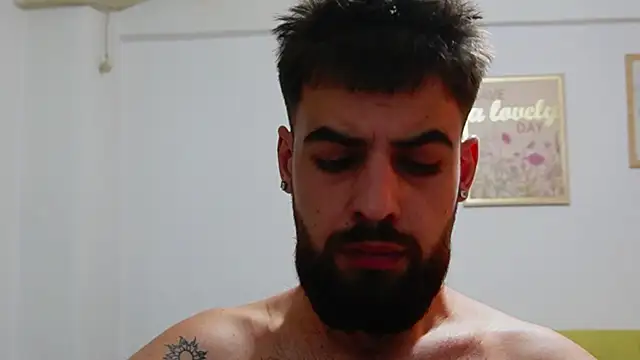 HairyRobxxx: διαδικτυακό σόου στην κάμερα