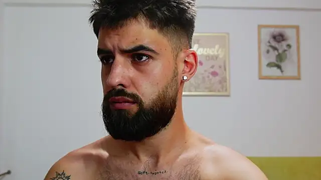 HairyRobxxx Webcam show
