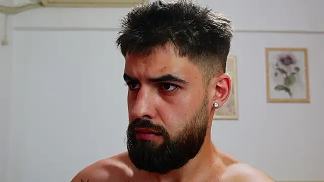 HairyRobxxx webcam show