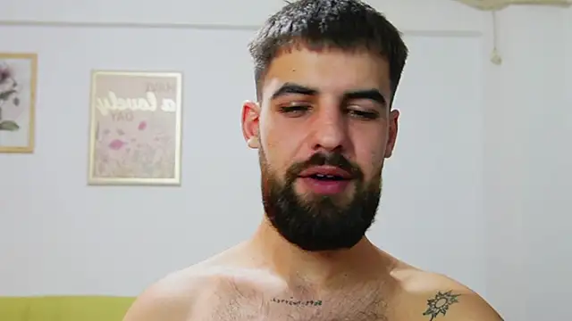 HairyRobxxx Webcam show