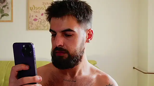 HairyRobxxx Webcam show
