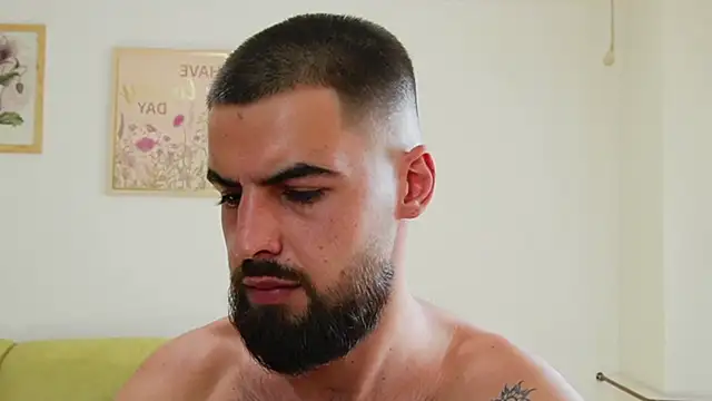HairyRobxxx webcam show