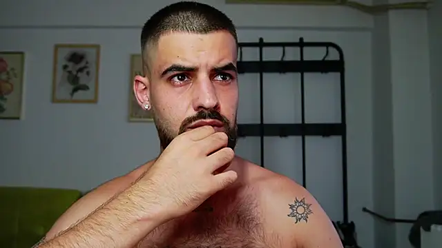 HairyRobxxx Show Webcam
