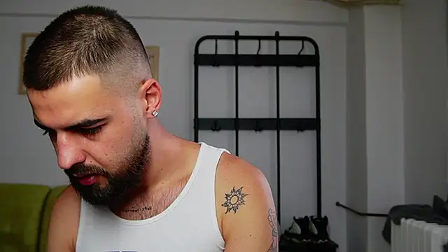 عرض كام HairyRobxxx