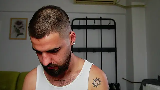HairyRobxxx Webcam show