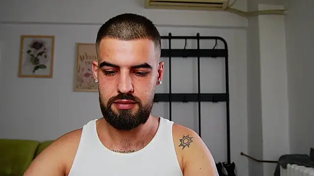 Show de HairyRobxxx na webcam
