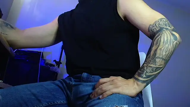 XanderCage99 Webcam Show