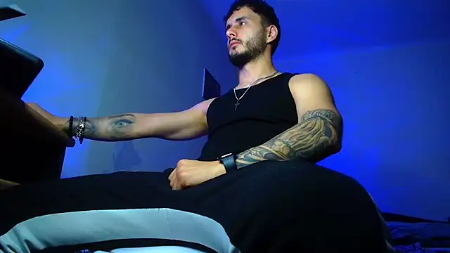 XanderCage99 Webcam Show