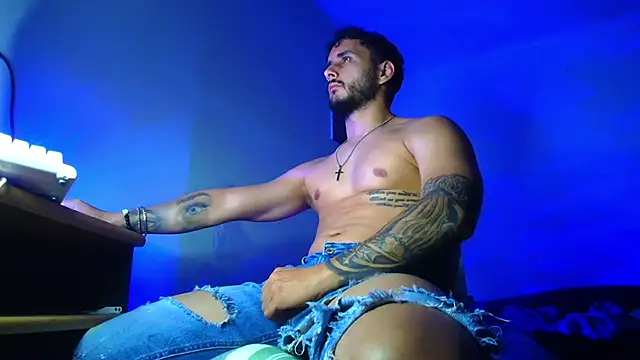 XanderCage99 – webcam-show
