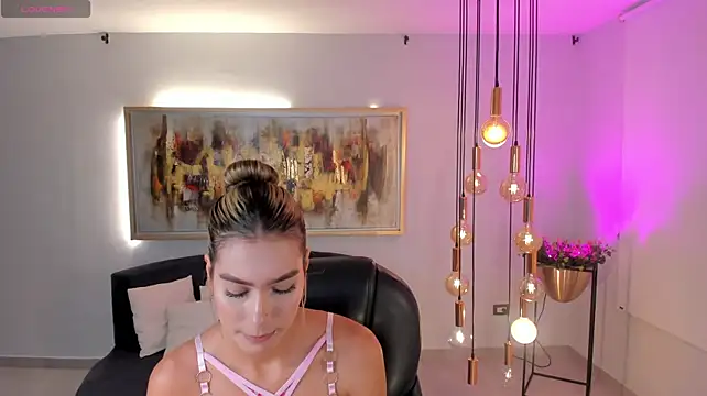 عرض كام NiaSalvatore