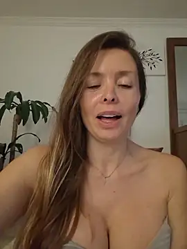 צ'אט XXX בשידור חי של karina_warthon