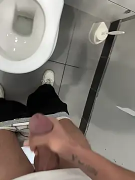 Turkishleo Show Webcam