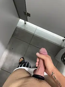Turkishleo 在線直播表演