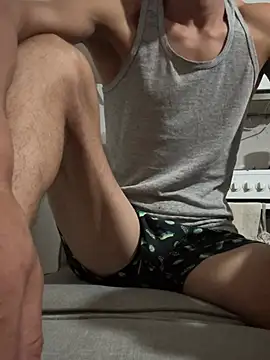 Yanlizkurt09 Show Webcam