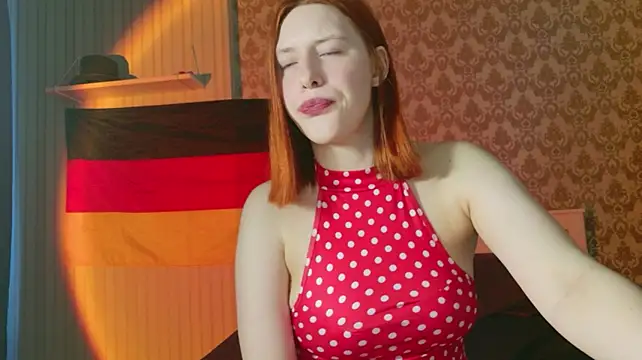 Онлайн чат XXX Mikka_Blush