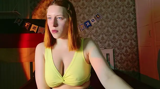 Mikka_Blush's Webcam Show