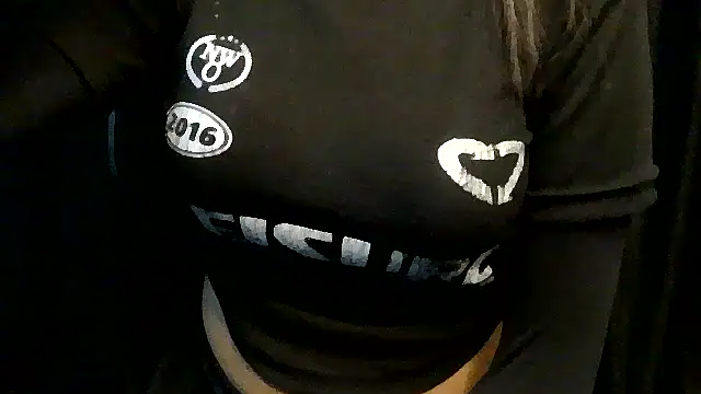 hoty_Vniti live XXX chat
