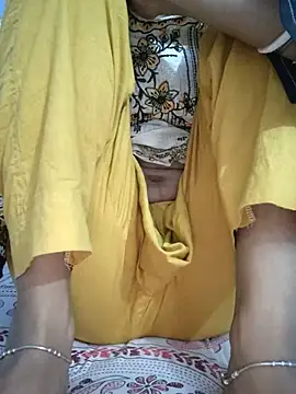 124pakhi 网络视讯表演