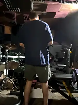 drummer9: διαδικτυακό σόου στην κάμερα
