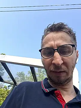 Pokazy przed kamerką – MattedOdobenus