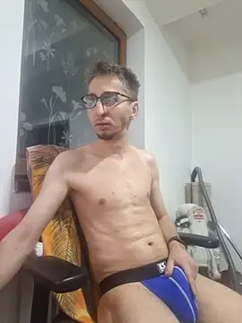 MattedOdobenus Show in webcam