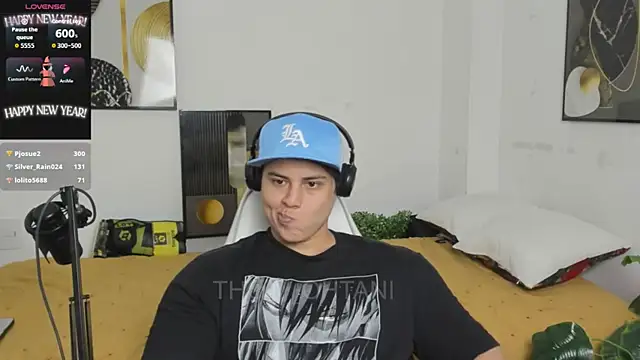 Thom_Ohtani Webcam-Show