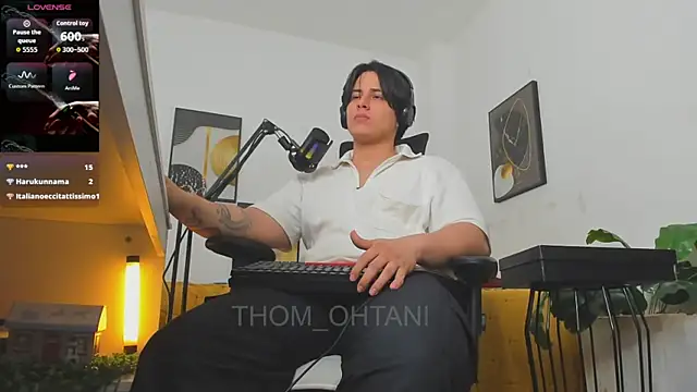 Thom_Ohtani's Webcam Show