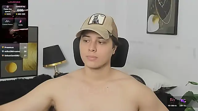 Thom_Ohtani Pertunjukan Webcam