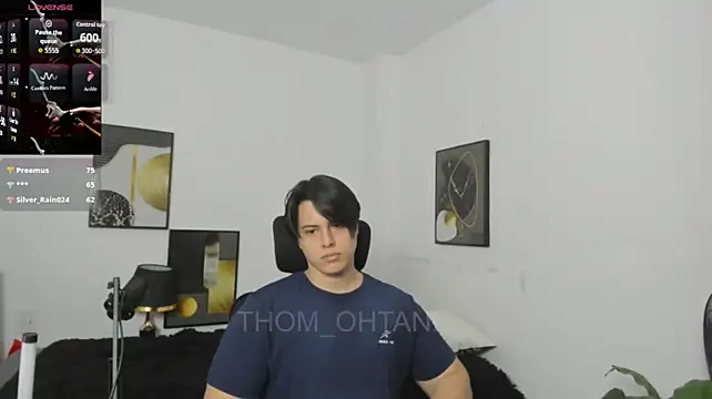 Show modela Thom_Ohtani na web-kameri