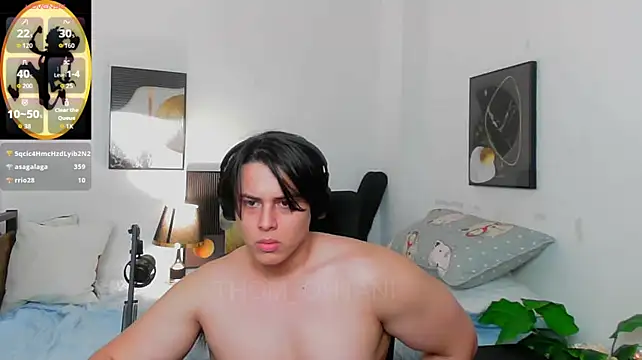 Show modela Thom_Ohtani na web-kameri