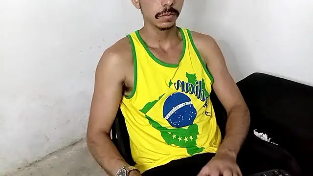 عرض كام MagrinhoSaradoo