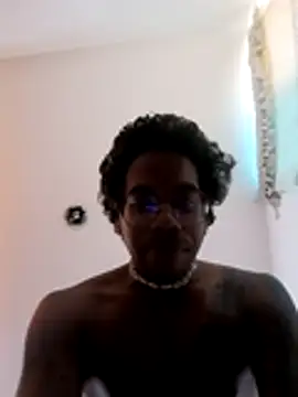 Show modela THEGOATHL na web-kameri