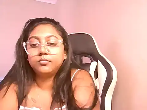 Indian_Ruby99's Live XXX Chat