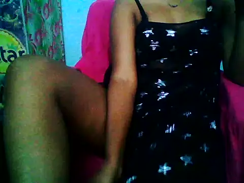 Chatroom XXX en direct de wild-paaro143