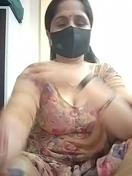 Show de sexxyradha na webcam