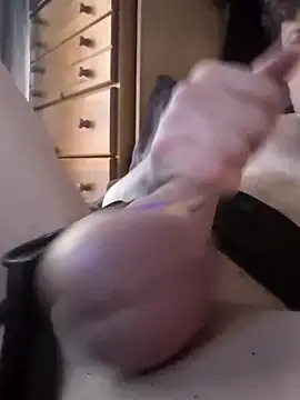 Pokazy przed kamerką – FistFullofBalls