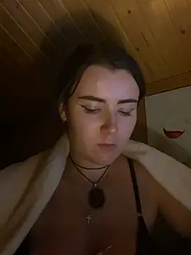 mewKate's Live XXX Chat