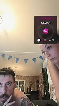 thefrenchkiss25 Show in webcam