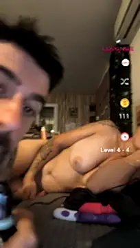 הופעת וובקאם של thefrenchkiss25