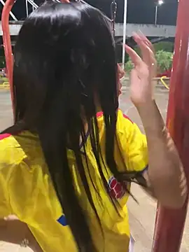 the_queen_of_street: διαδικτυακό σόου στην κάμερα