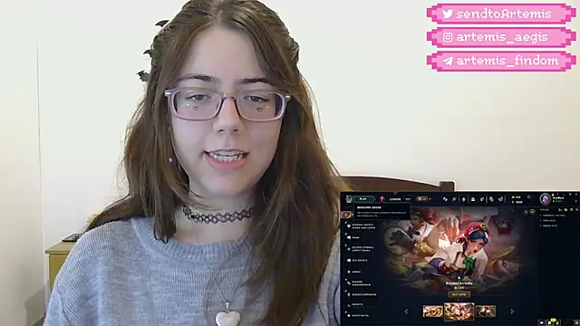 Chat XXX en directo de Artemis-aegis