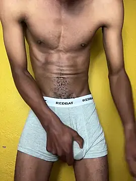 triplebeast Show in webcam