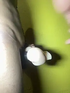 triplebeast's Webcam Show