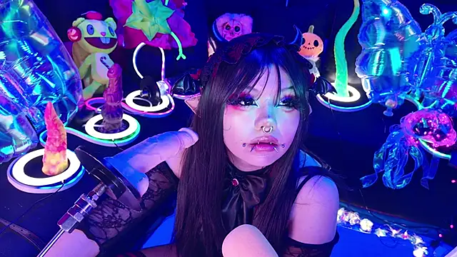 LaytonBox's Webcam Show